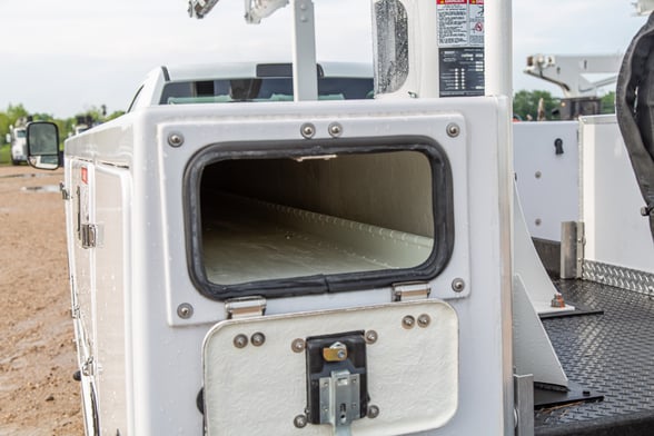 Used 2022 Versalift SST-40-EIH on Used 2022 Ram 5500