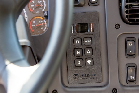 Used 2023 Versalift VN-555-MHI on Used 2024 Freightliner M2 106