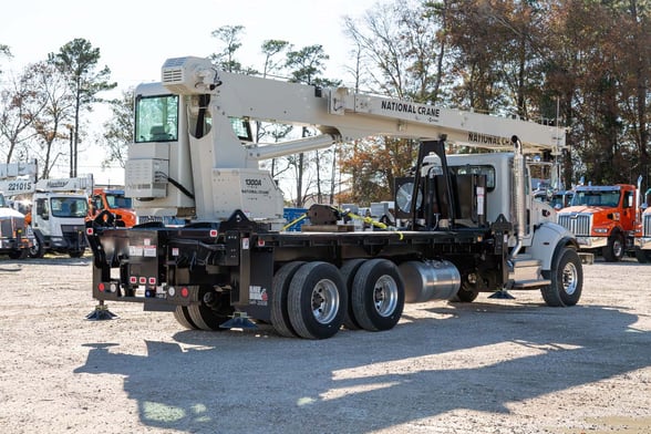 Used 2022 National 13110A on Used 2023 Peterbilt 348