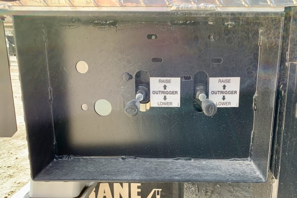 Used 2020 Versalift VST-6000-MHI-03 on Used 2020 Freightliner M2 106