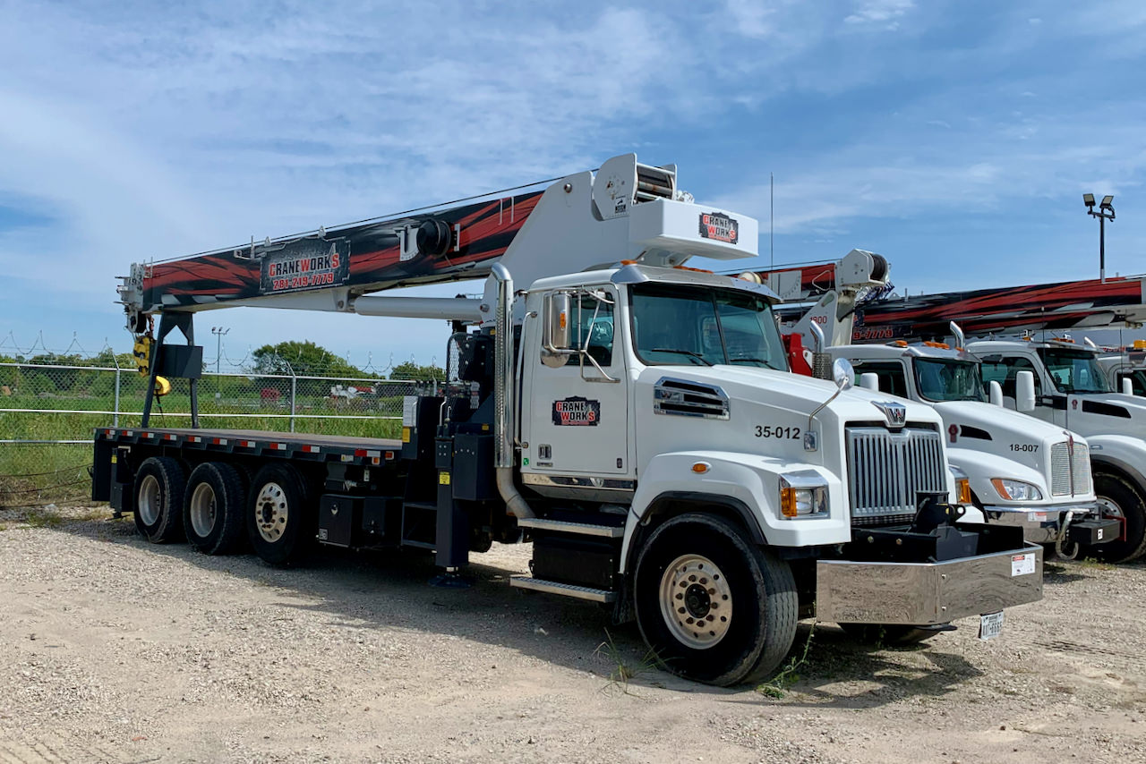 Used Manitex 35124C boom truck on 2018 Western Star 4700SB for sale or