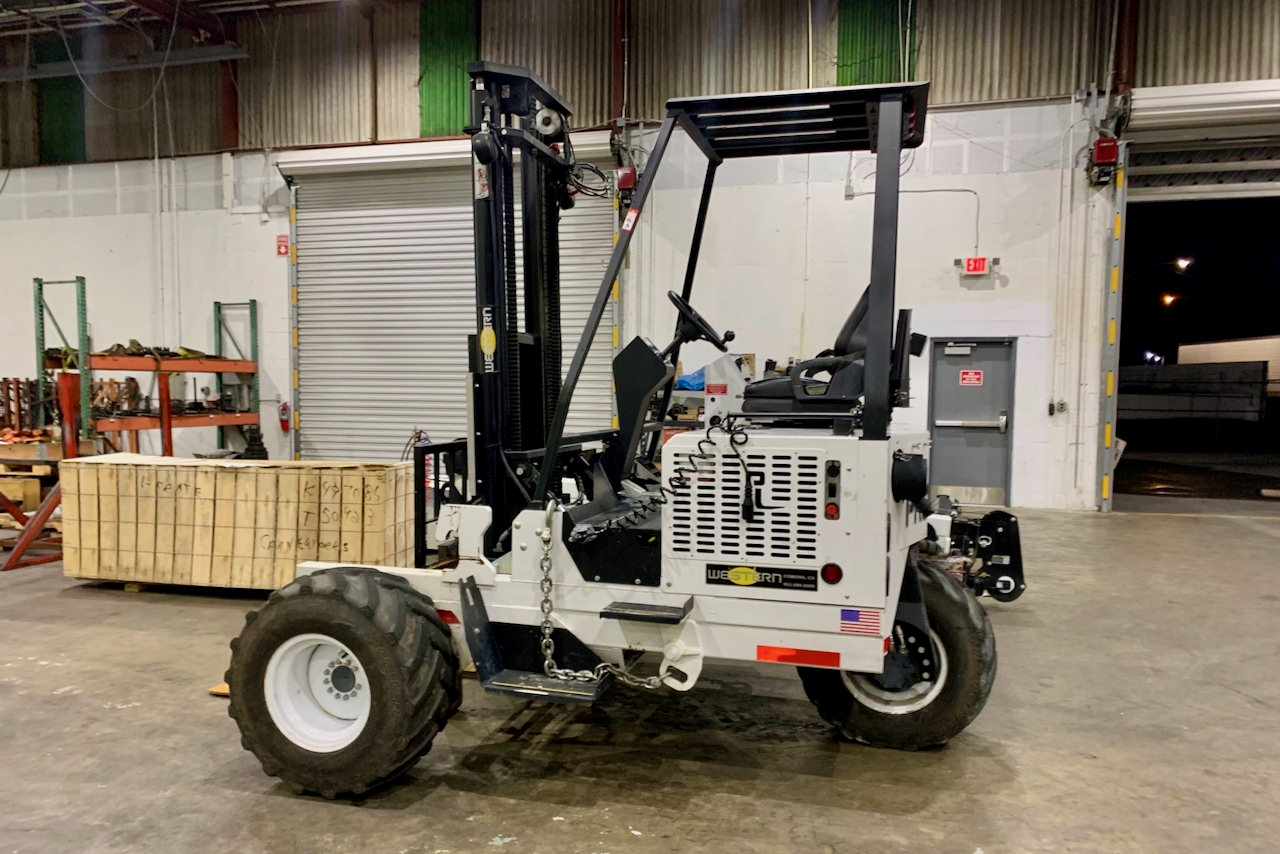 Used Prowler P55R XReach 144HT piggyback forklift for sale or rent FL001